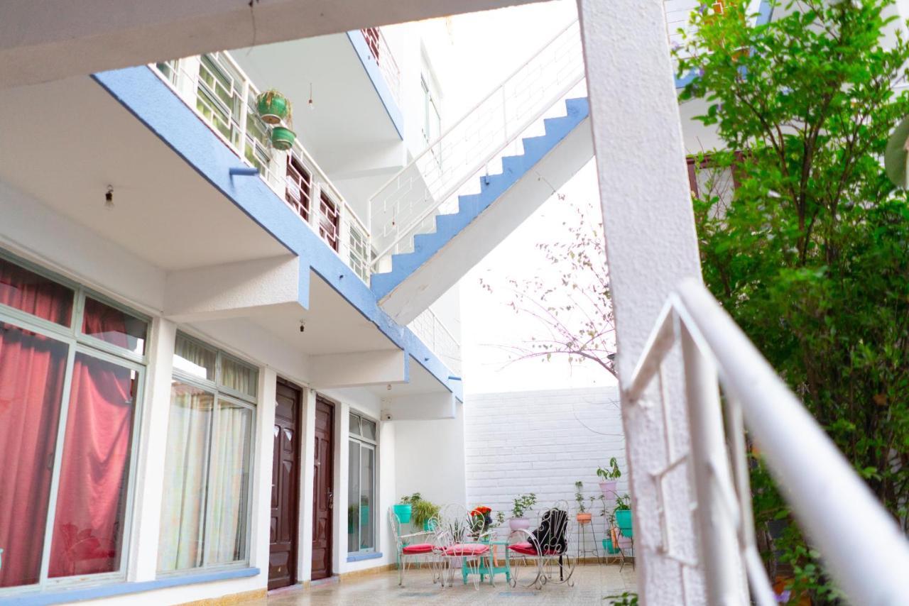 تاريخا Hostal Zeballos المظهر الخارجي الصورة